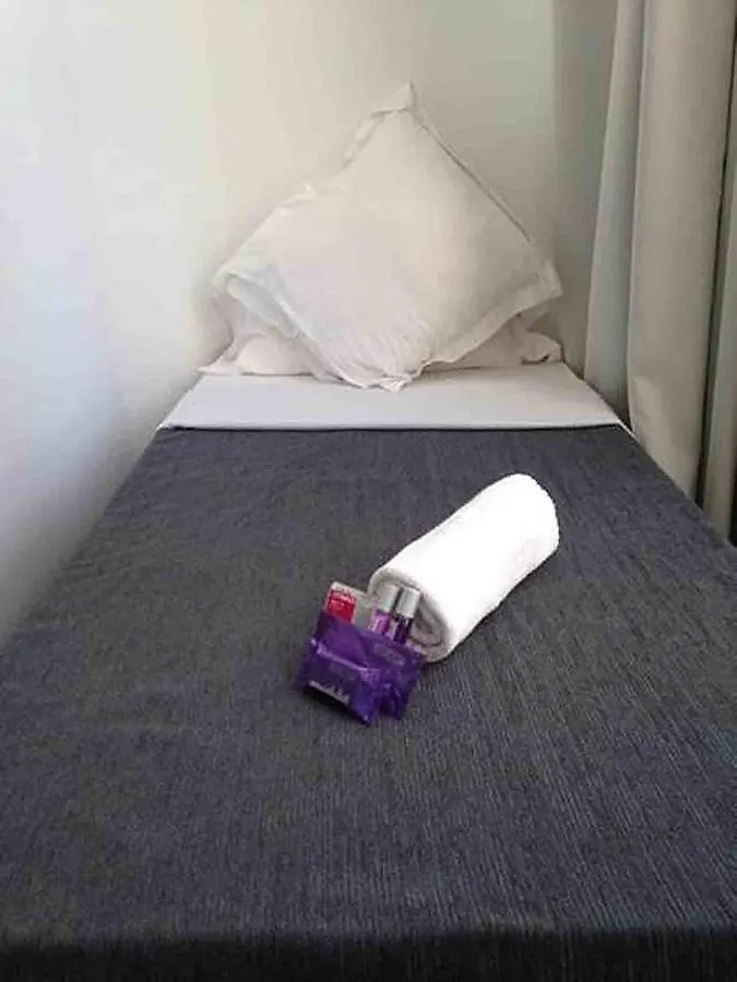 Hostal Argo Barselona 2*,