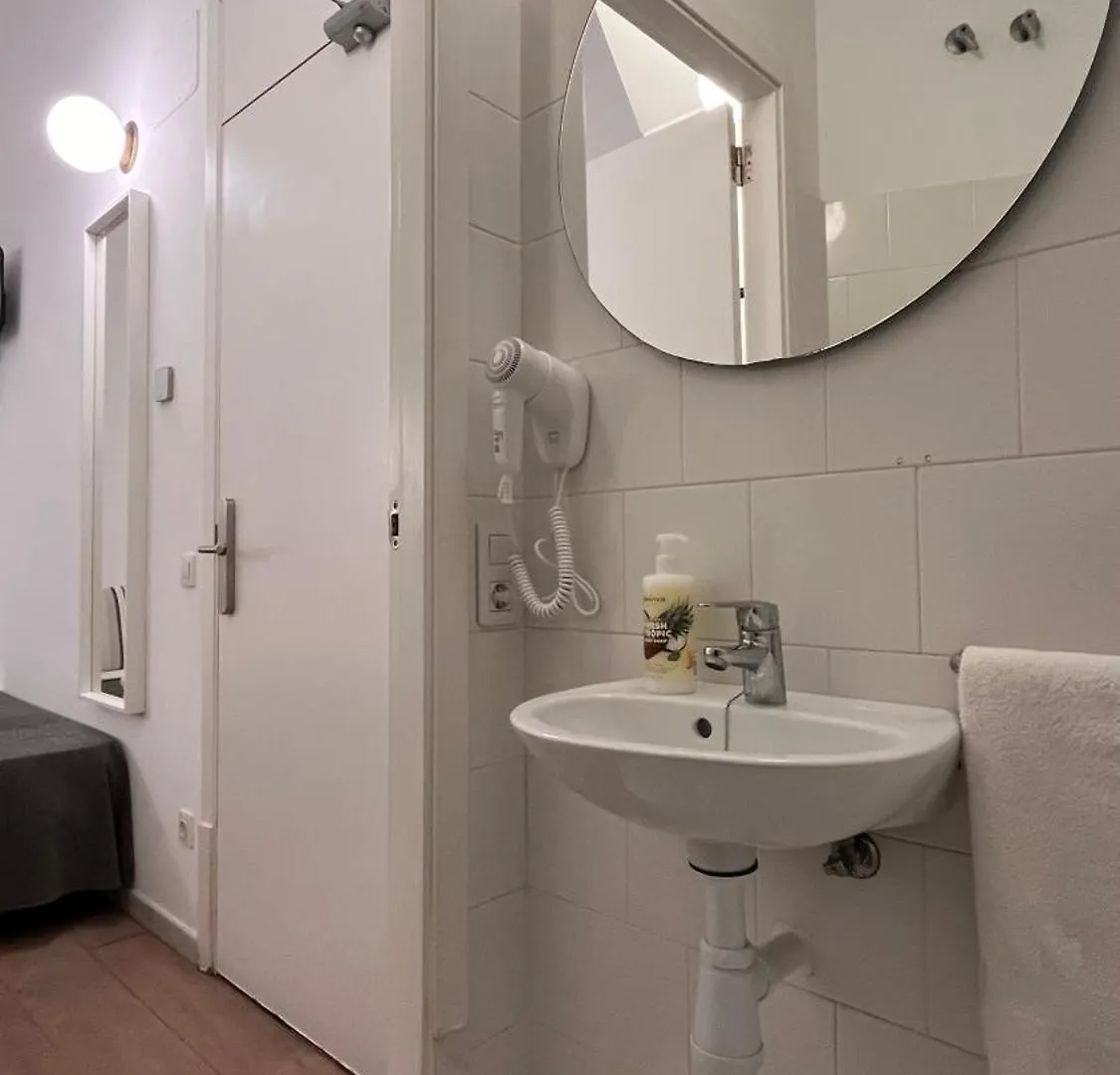Guest house Hostal Argo Barcelona