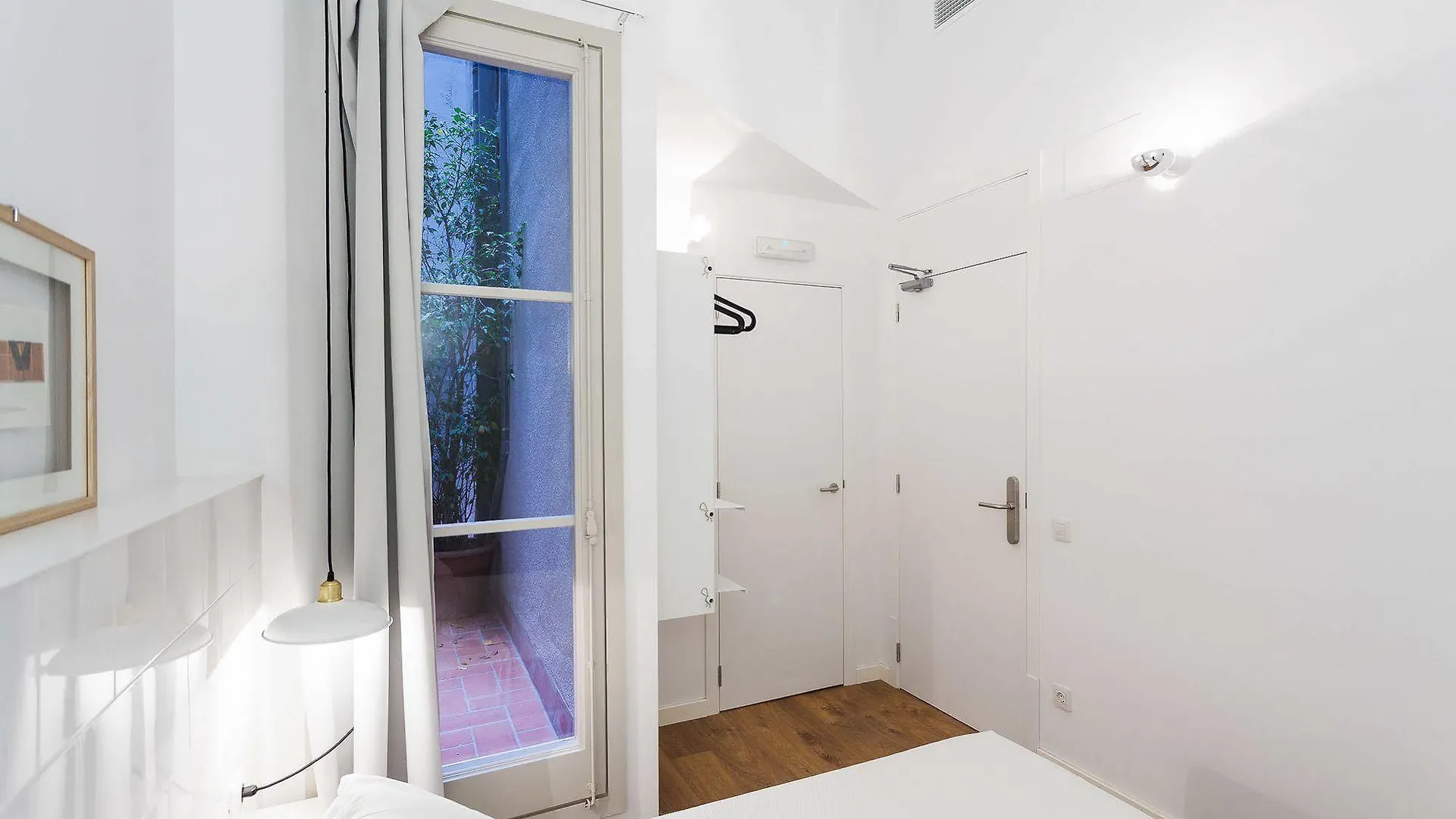 ** Guest house Hostal Argo Barcelona Spain